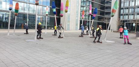 Um die Pinsel skiken Um die Pinsel skiken